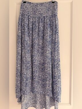 Club Monaco Blue Floral Maxi Skirt - Smocked Waist size Medium